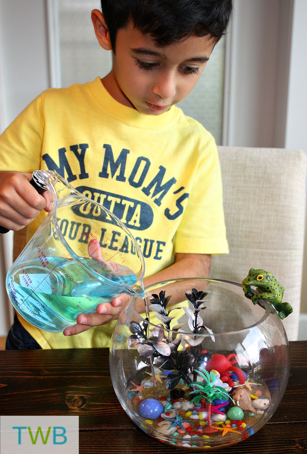 Easy Aquarium Craft for Kids - Workout with Salma