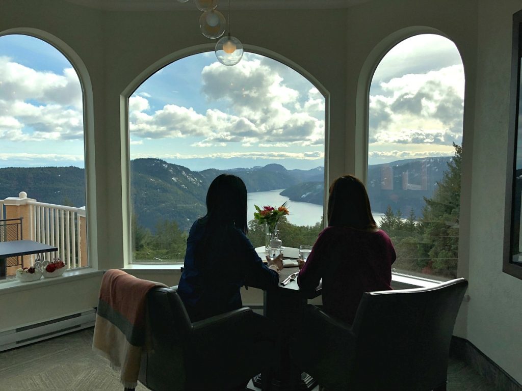 Where to stay in Cowichan - Villa Eyrie